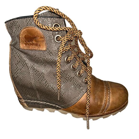 Sorel 1964 Premium Wedge Lace Up Ankle Boots Snakeskin Print Leather size 6 - Picture 1 of 7